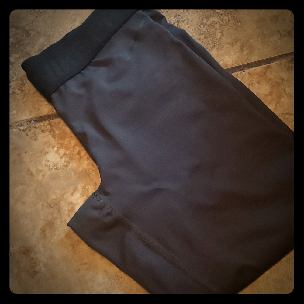 NIKE dri-fit capris
